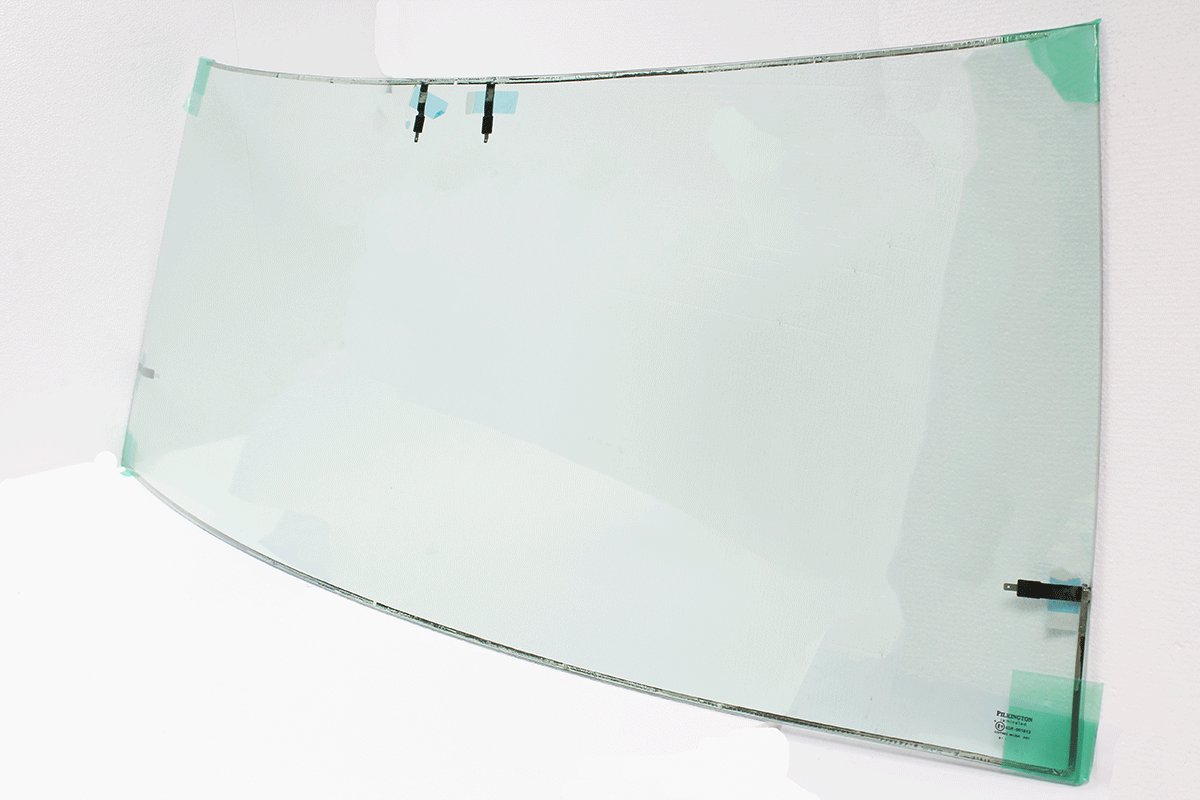 Windscreen - laminated, heated